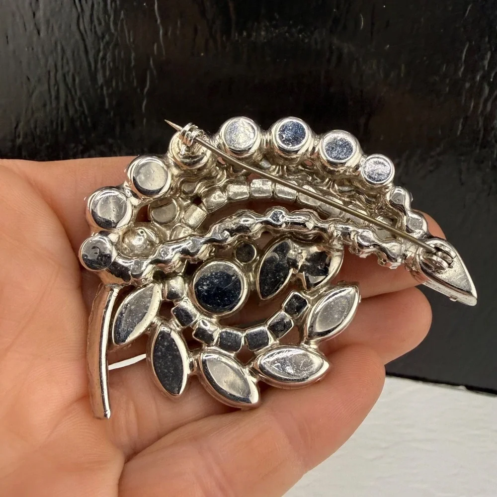 Vintage Estate Brooch Silver Tone Rhinestone Cluster Spray Floral